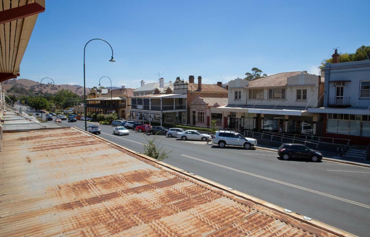 Criterion Hotel Gundagai Exterior photo